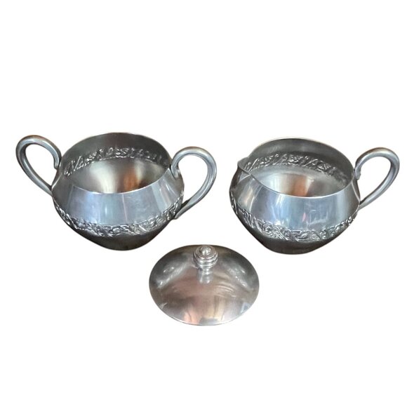 Vintage Wilsonware Aluminum Creamer and Sugar Bowl with Lid Set - Picture 2 of 6